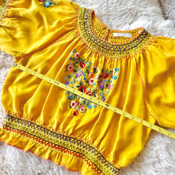 💋SOLD💋✨💛💐DÔEN  ‘Antonella’ Embroidered Floral Heart Hungarian Smocked Top XS - Picture 12 of 16